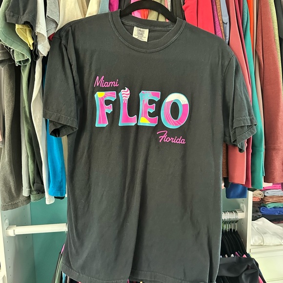 Bundle - Picture 3 of 3